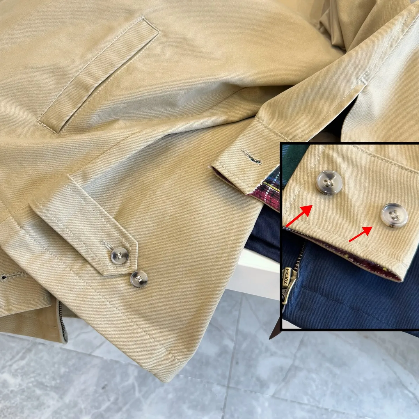P360 Style number: R06 Ralph Lauren/Ralph Lauren American vintage classic lapel old cadre retro jacket autumn and winter thickened coat with wool lining Color: Khaki Navy SIZE #SMLXL Classic design Timeless classic Thick cotton fabric Presents a sense of vintage Colored plaid embellishment on the collar and cuffs Looks good on both men and women Wear as comfortable as you want Mainly relaxed retro YYDS One piece for both men and women An indispensable piece for autumn and winter, the most popular jacket at the moment. The 100% cotton twill is thick and thick, and the pure cotton colorful plaid lining is distinguished by digital printing in the market. Exquisite embroidery. The Harrington jacket has a loose fit, is short and fat, and is super versatile. It is a clean fit and is suitable for both men and women. Reference # Size: S/M/L/XL Length: 68 70 72 74 Sleeve length: 63 64 65 66 Shoulder width: 51 52 53 54 Bust: 126 130 134 138